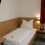 Engel 3*