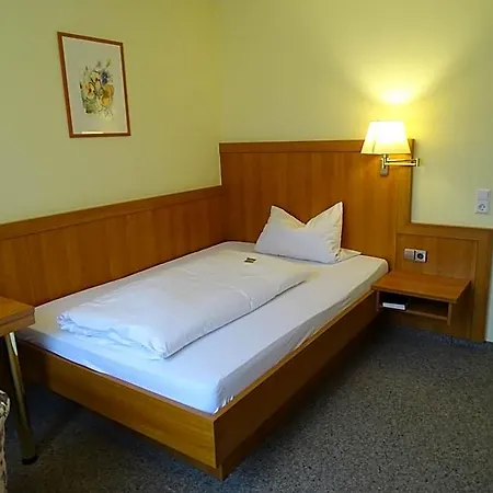 Engel Hotel 3*