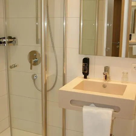 Otel Engel 3*